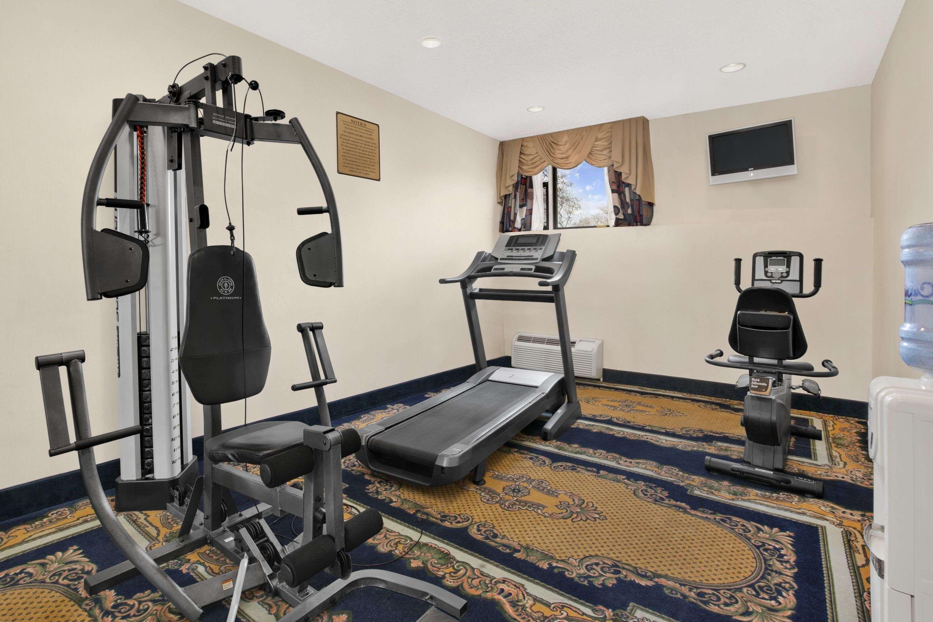 מלון Ramada By Wyndham איסט אורנג' מראה חיצוני תמונה